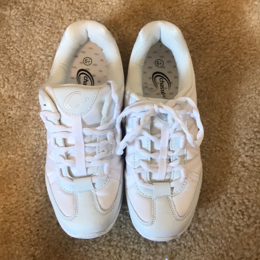 white chasse cheer shoes never worn sz 6.5